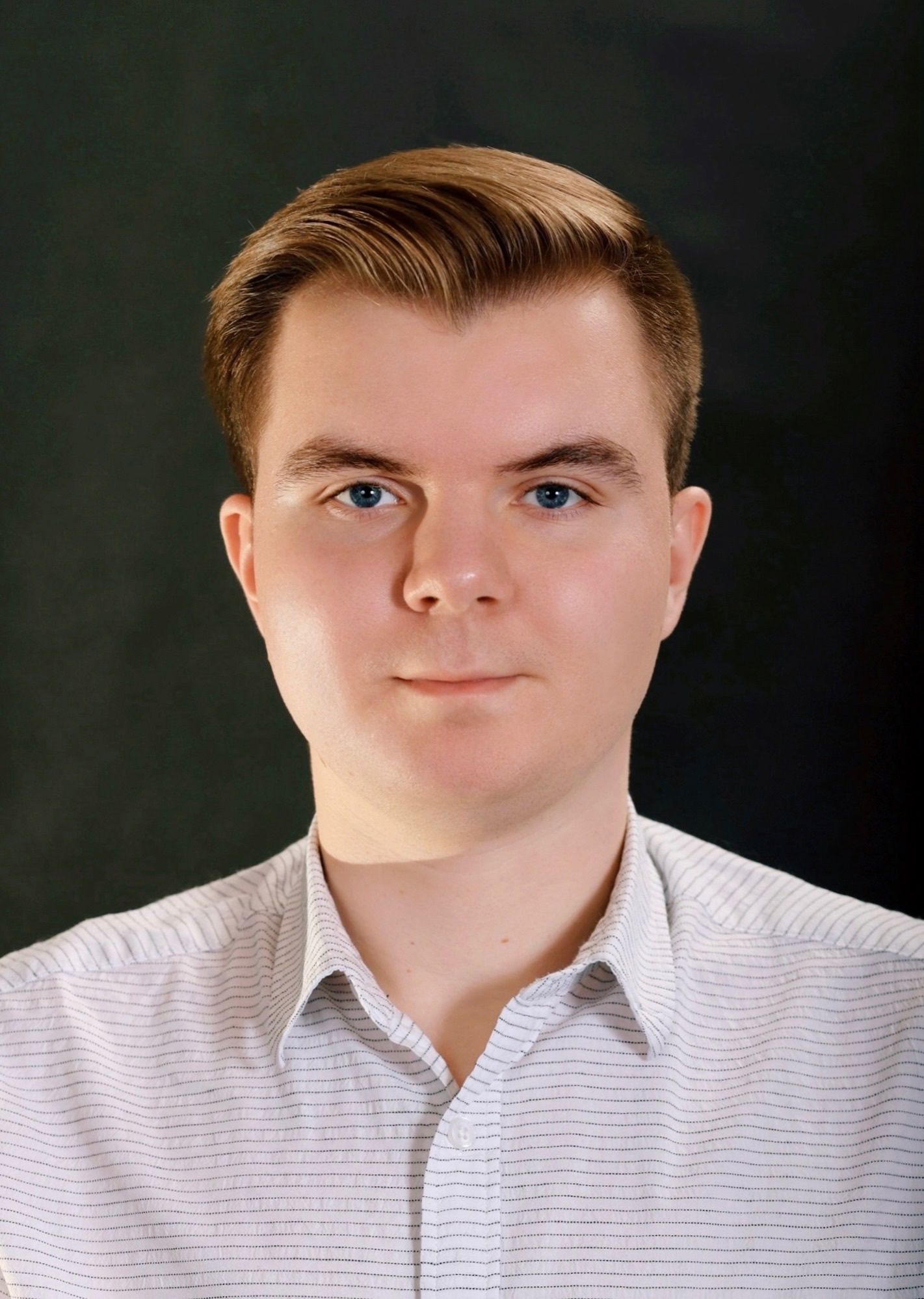 Алексеенко Олег Юрьевич.